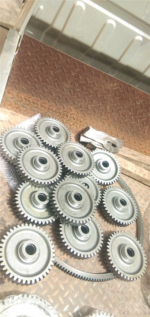 分動(dòng)箱齒輪