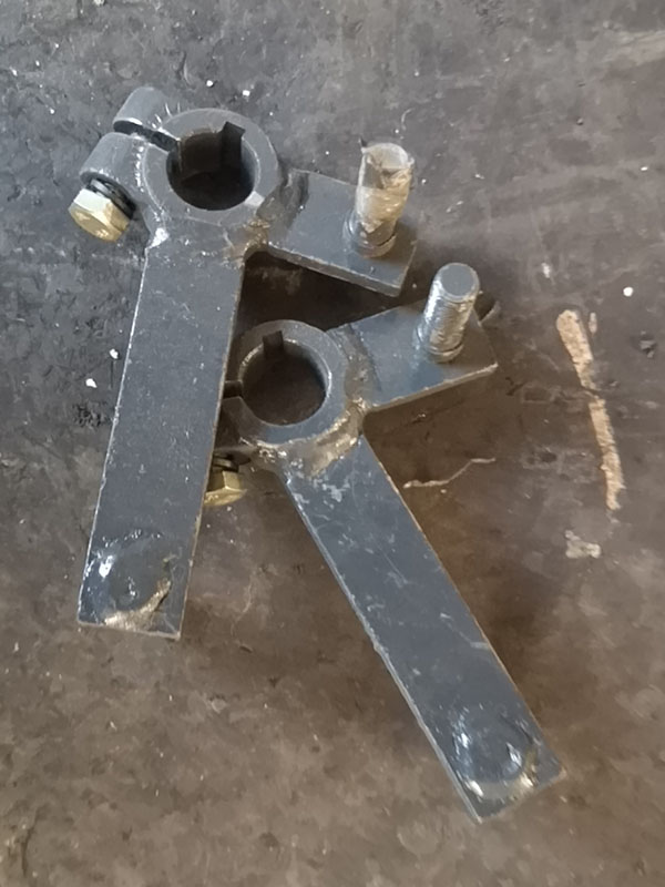 山推推土機(jī)搖臂